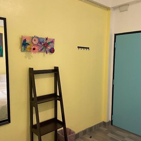 Hostel Revolution Chiang Mai - Old Town Zewnętrze zdjęcie