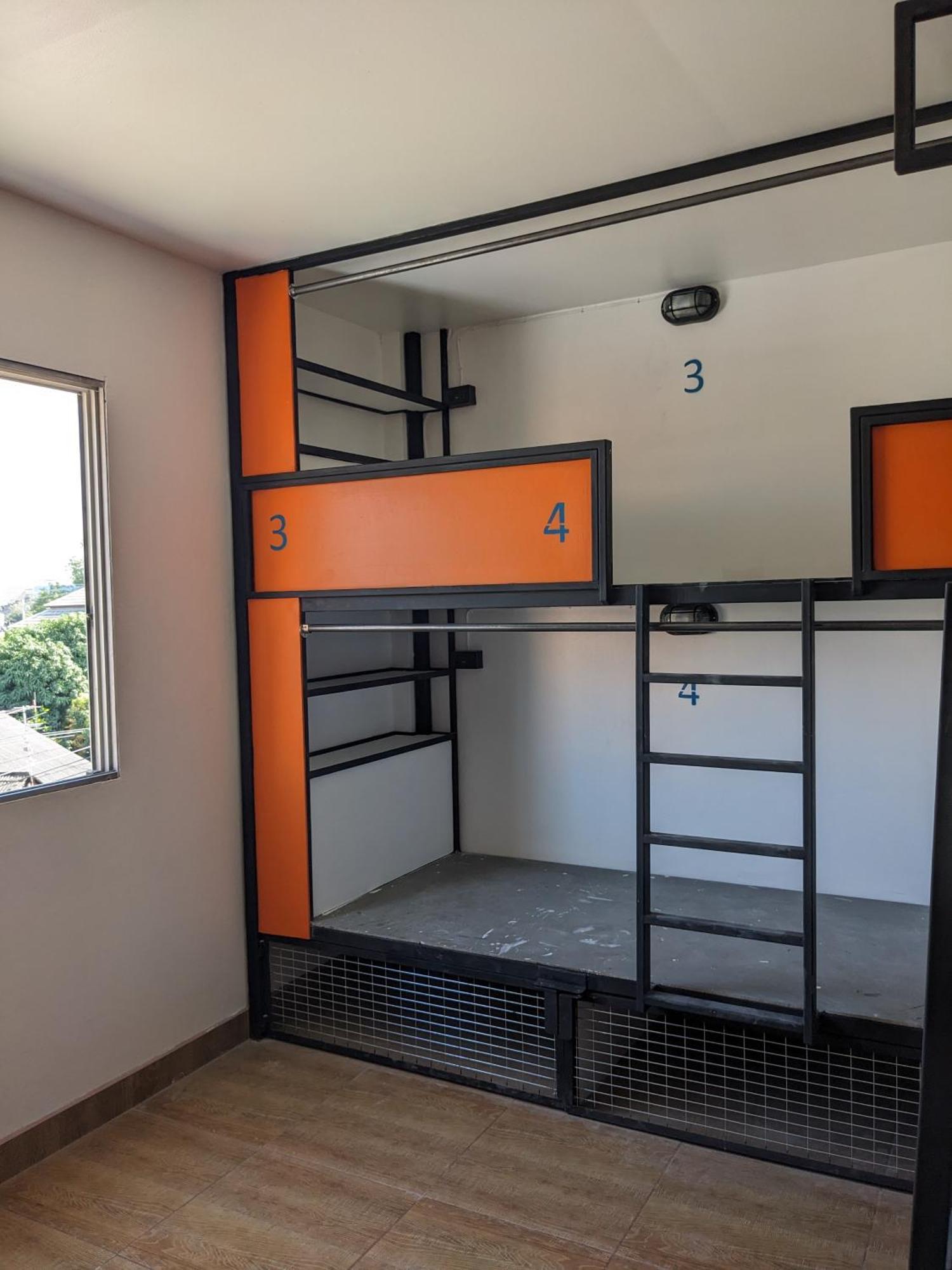 Hostel Revolution Chiang Mai - Old Town Zewnętrze zdjęcie