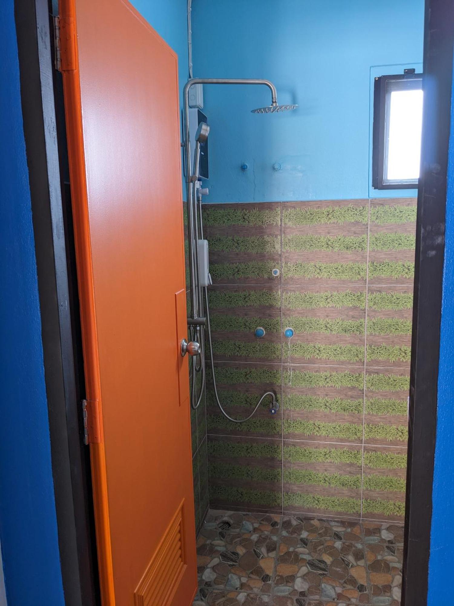 Hostel Revolution Chiang Mai - Old Town Zewnętrze zdjęcie