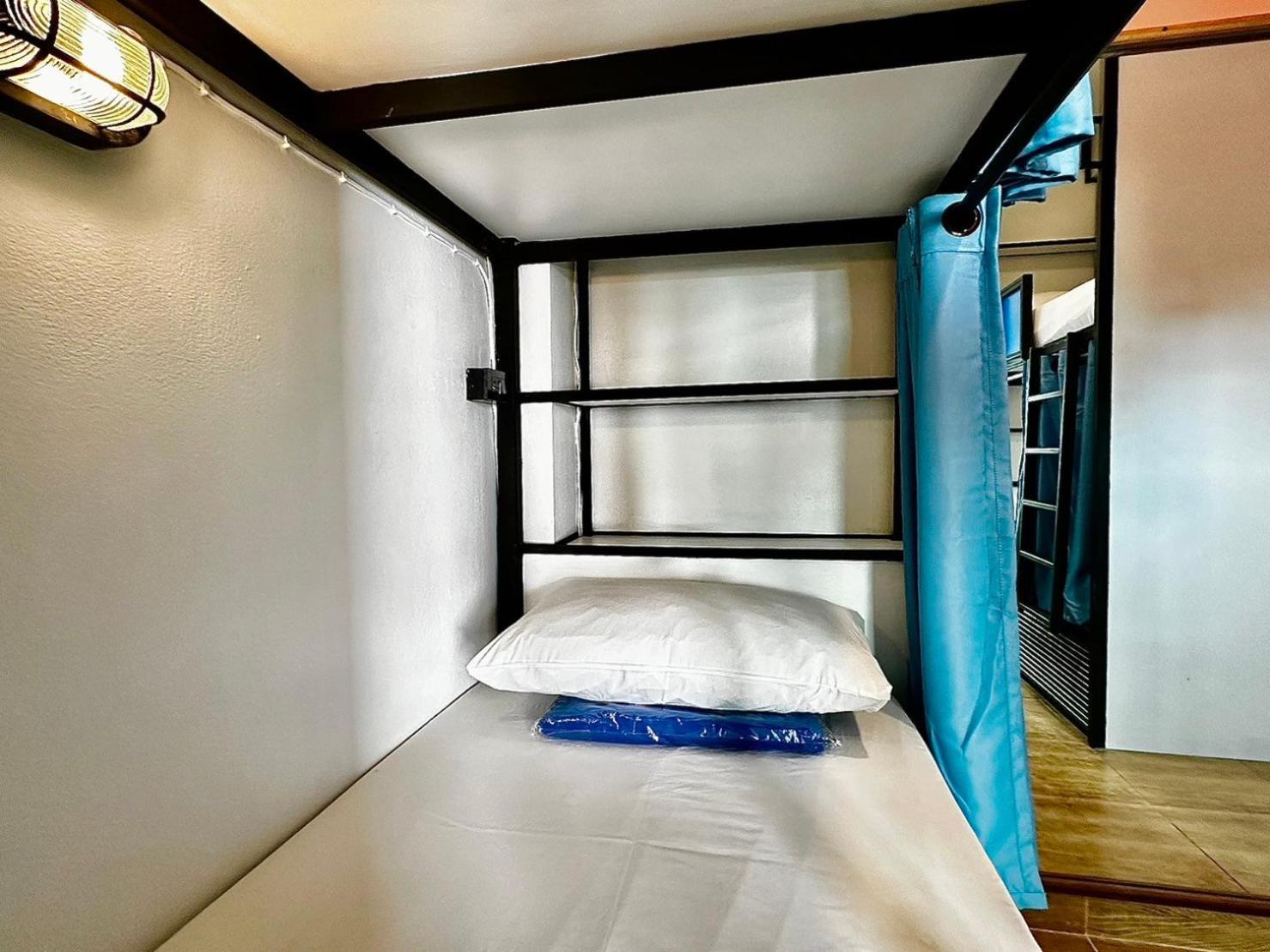 Hostel Revolution Chiang Mai - Old Town Zewnętrze zdjęcie