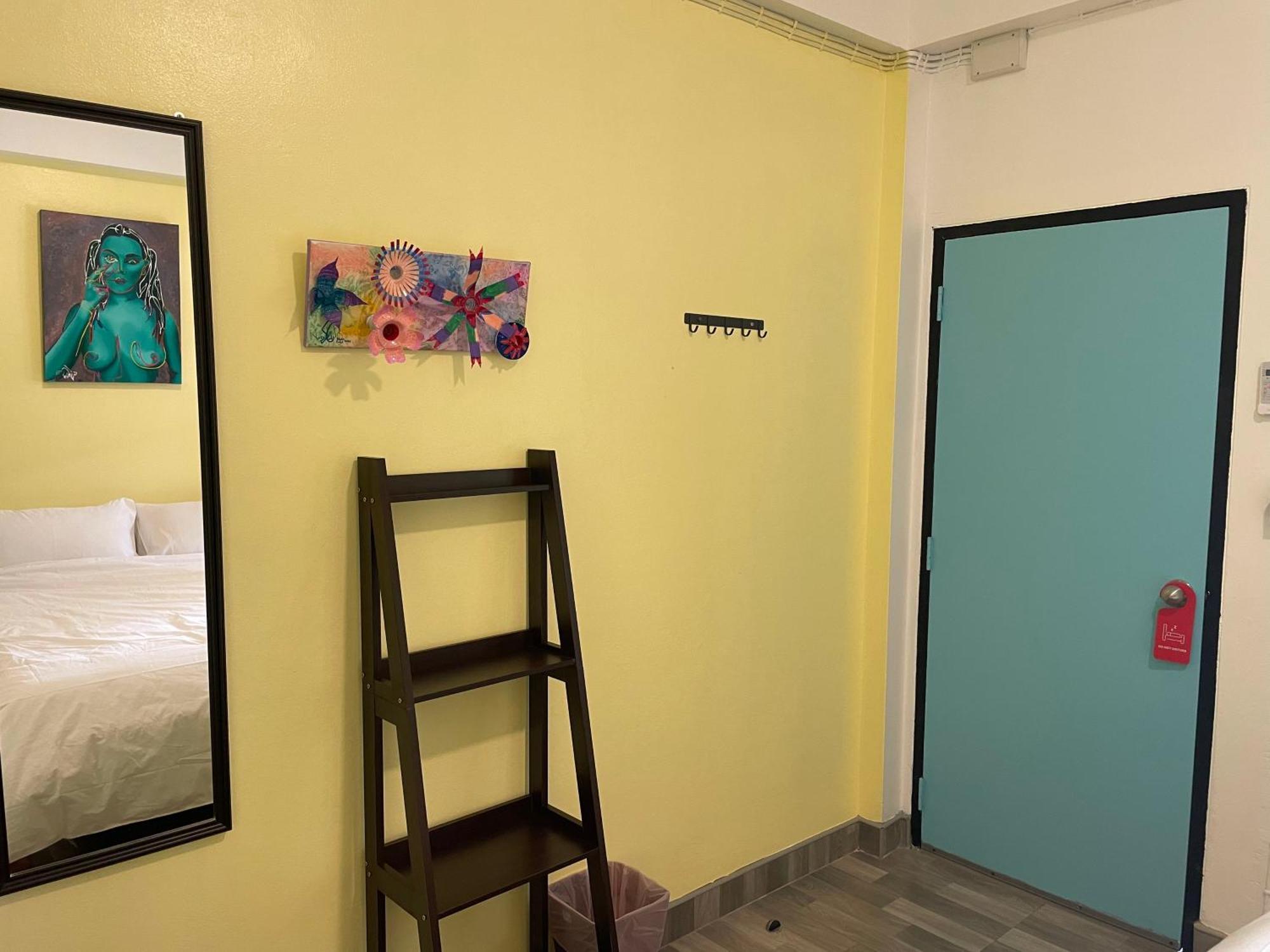 Hostel Revolution Chiang Mai - Old Town Zewnętrze zdjęcie